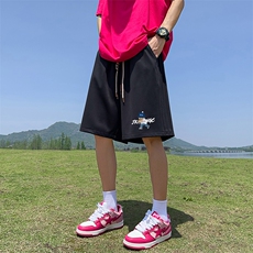 黑色