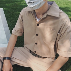 卡其色