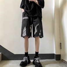 黑色