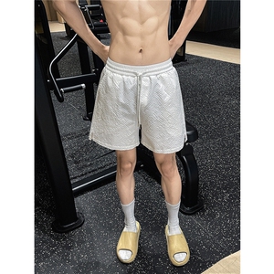 泡泡纱冰丝速干休闲短裤男夏季潮牌薄款宽松阔腿篮球运动四分裤子图片