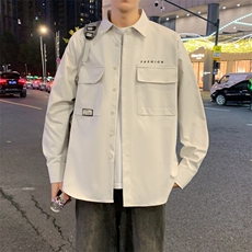 米白色