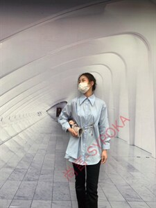 2022春季新款纯两穿金属别针宽松衬衫女图片