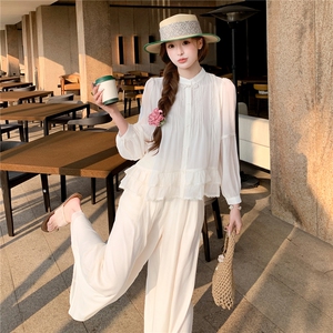 超仙时尚防晒套装女2026春夏新款半透减龄显瘦流行阔腿裙裤两件套图片