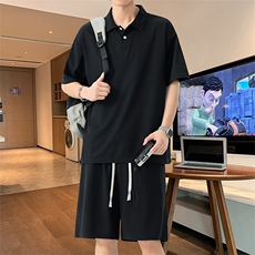 黑色