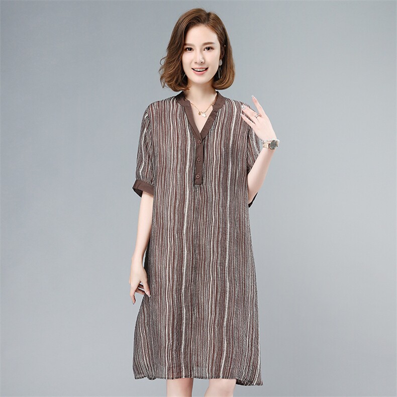 2021夏季新款简约时尚气质V领休闲舒适条纹文艺连衣裙,女装连衣裙,叶笙衣