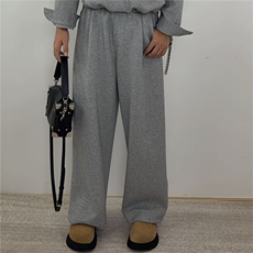 灰色裤子