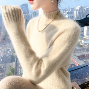 时尚女士羊毛衫 不规则扭花设计 纯色高领保暖毛衣图片