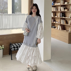 灰色漂亮蕾丝拼接长袖连衣裙女2025初春新款浪漫风穿搭圆领长裙图片