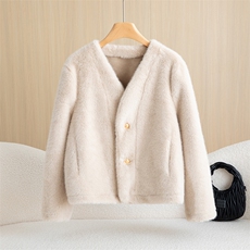 粉色金貂绒鹿皮绒短外套女轻盈时尚显瘦百搭气质外套，女装短外套，雪菲羊绒