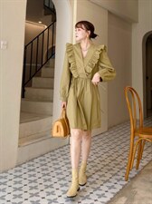 V领荷叶边连衣裙，女装连衣裙，Balance Studio