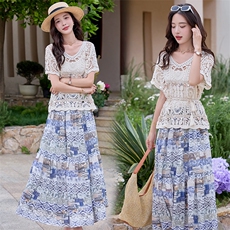 2025年夏季新款女气质优雅时尚波西米亚风遮肉两件套装连衣裙，女装连衣裙，奋斗女王