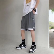 深灰色