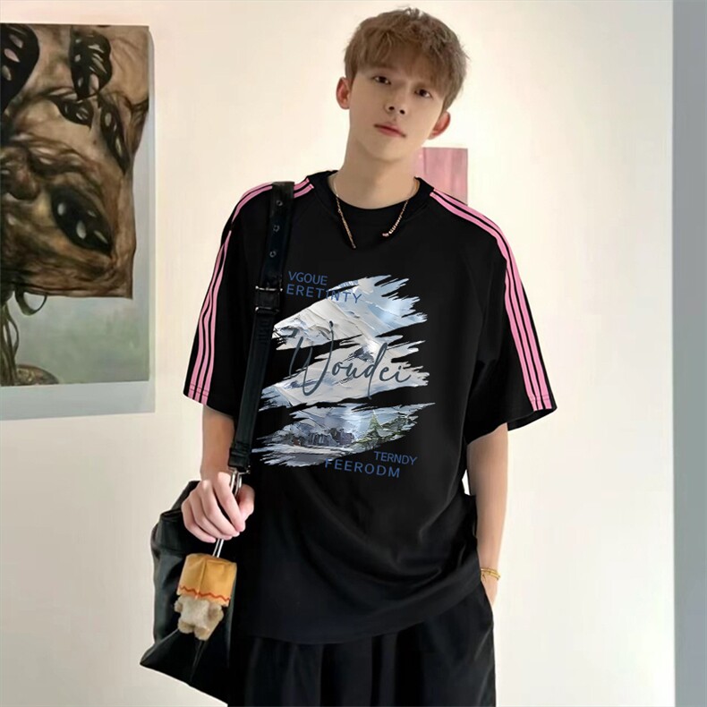 抖音得物品质二开240克宽松纯棉美式潮牌印花三条杠中性风短袖T恤,男装T恤,电商A486