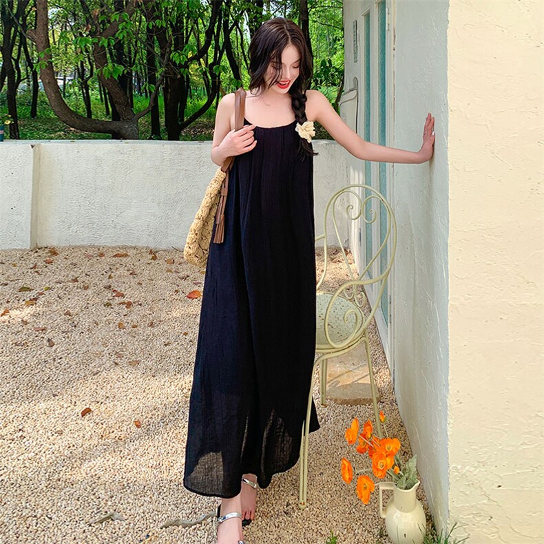 时尚潮流2024年夏季吊带连衣裙，女装连衣裙，萌依族