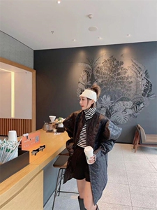 现货，时尚羽绒衣图片