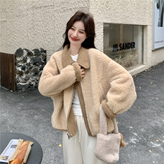 新款双面穿皮毛一体外套2D035-25141P195K288，女装短外套，2D035