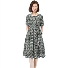 2021夏季新款简约时尚圆领收腰显瘦宽松碎花连衣裙，女装连衣裙，小林双子