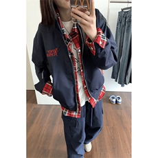 藏青色