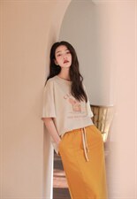 版型大小适中的一款，单穿搭配中裤都很好/主要补单的很好，其它，艺塑家