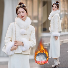 【bao款大货已出】2025冬装新中式提花白色羽绒服90白鸭绒狐狸毛，女装羽绒服，雅静靓衣