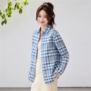 2026春夏新款蓝白格纹衬衫女学院风宽松慵懒风叠穿衬衣透气纯棉，女装衬衫，艾米