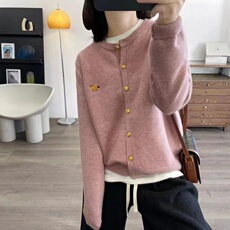 春秋新款女圆领长袖羊毛开衫修身柔软单排扣外套纯色百搭新款毛衣，女装短外套，美轩羊绒