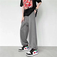 深灰色