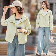 小个子短外套女2026年春季女士户外防风冲锋衣外套连帽，女装短外套，悦祺