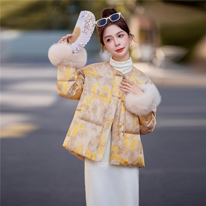2026年冬季新中式90绒袖口真狐狸毛可脱下短款羽绒服外套女图片