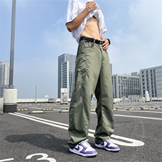 绿色
