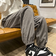 灰色