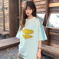 抖音得物品质二开240克宽松纯棉美式潮牌印花三条杠中性风短袖T恤，男装T恤，电商A486-1