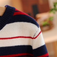 2025年秋季新款七针拼色条纹针织儿童款羊毛衫舒适休闲百搭，童装儿童羊毛衫，群鹿羊绒