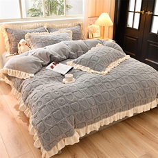 新款塔芙绒爱心+格子款四件套，床品套件，一起卖家纺