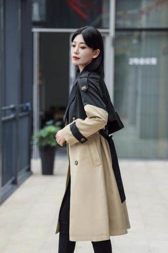 春款风衣，女装风衣，娇姿百合