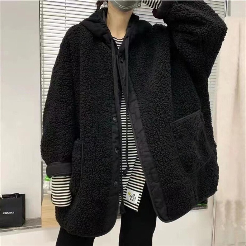 拼接羊羔毛加外套，其它，依多坊