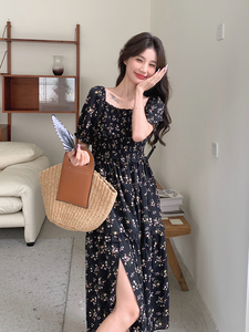黑色茶歇法式碎花连衣裙女2025年夏季新款高级感收腰显瘦开叉长裙图片