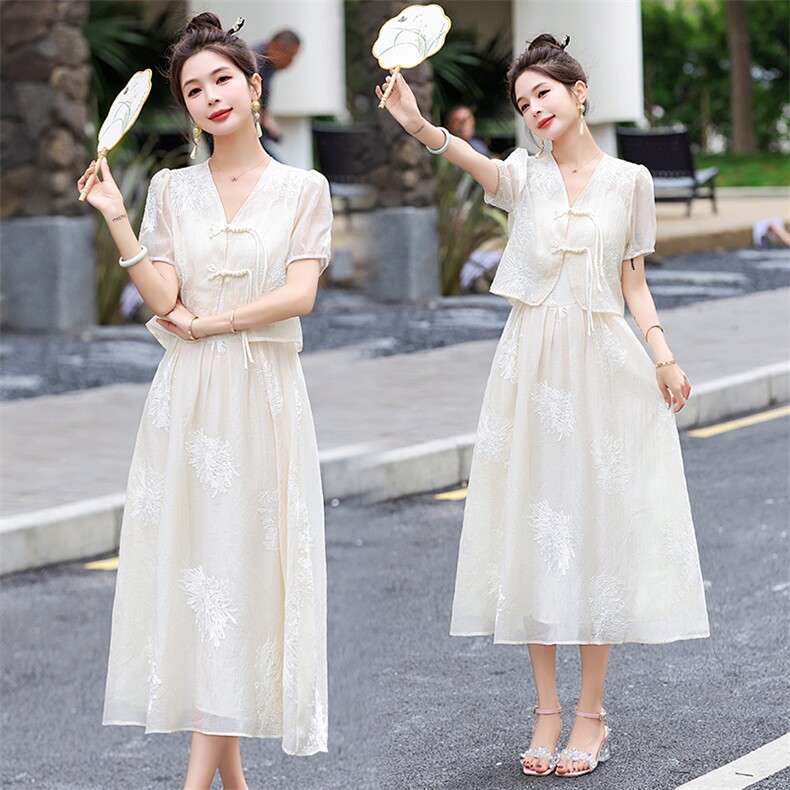 2026春夏季新中式气质个性领口上衣吊带裙提花时尚，女装连衣裙，尚洛菲