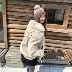 网图现货冬季新款连帽加绒加厚棉服座上雕皮毛外套D507特P105，男装棉衣，电商A335-1（原A458）