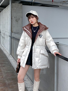 【现货】新款拼棋盘格羽绒服图片