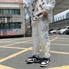白色