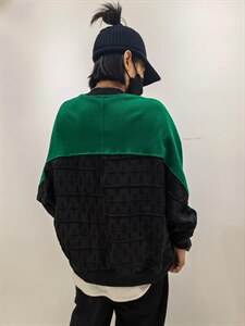 针织拼接休闲棒球服图片