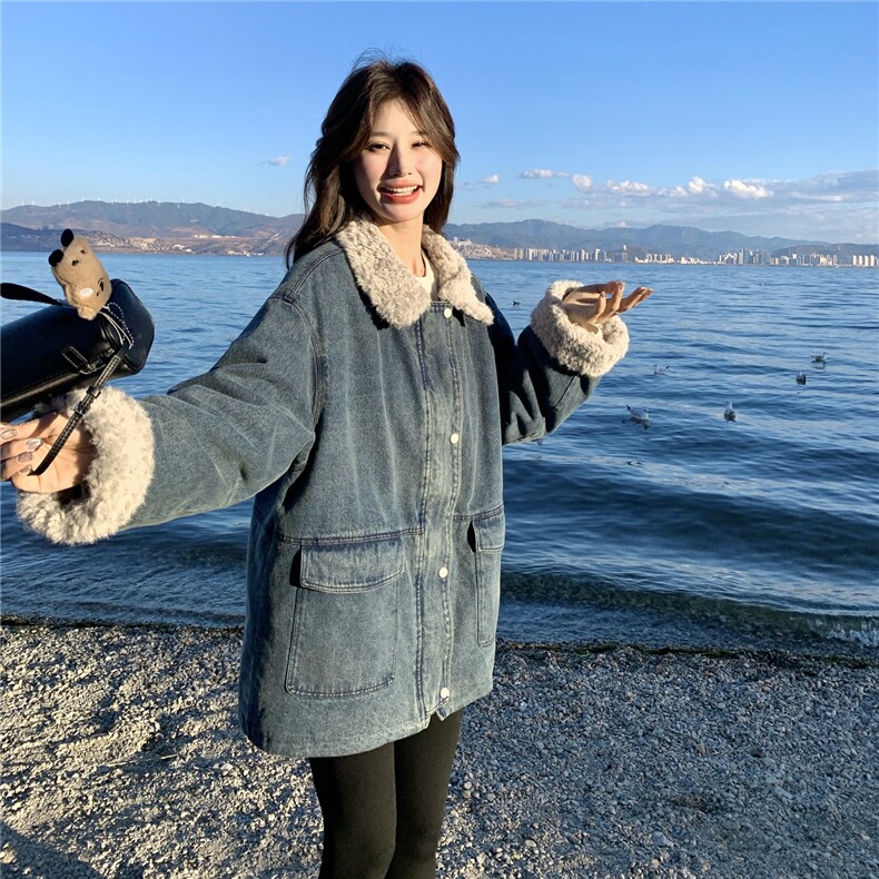 美式蓝色羊羔毛领牛仔外套女2025冬季新款高级感休闲宽松夹克上衣,女装羽绒服,艾米莉亚