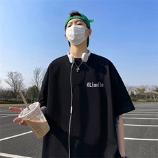 黑色