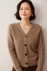 2025秋冬新款35%山羊绒女士7针短款后背麻花羊绒开衫，女装羊绒衫，拓驰羊绒