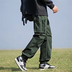 深军绿