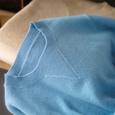 2025年秋季新款白搭男士纯色长袖羊戎衫，男装羊绒套衫，麦纱纱羊绒