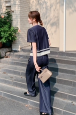 深蓝色蕾丝拼接短袖上衣阔腿裤套装女2025夏新款韩系慵懒风两件套，女装套装/套裙，2C177