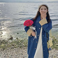 蓝色牛仔风衣外套女2024秋季新款韩版宽松复古撞色休闲中长款大衣，女装风衣，2C305
