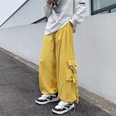 黄色